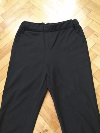 Zdjęcie oferty: Spodnie damskie getry z aplikacją przy nogawce 