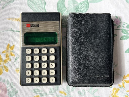 Zdjęcie oferty: Kalkulator SHARP - ELSI MATE EL-8016R LED z Japonii - Retro z etui