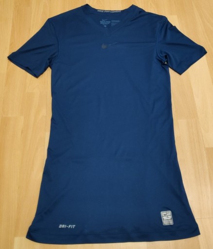 Zdjęcie oferty: Koszulka Nike Pro Combat, niebieska, rozmiar M