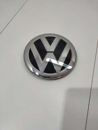 Zdjęcie oferty: Volkswagen Touran III emblemat pod radar 