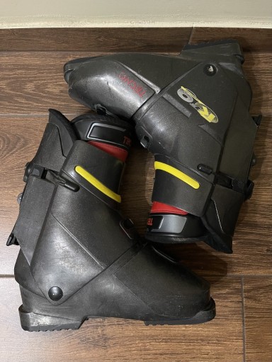 Zdjęcie oferty: Buty narciarskie Tecno Pro RF9 Comfort 280-285