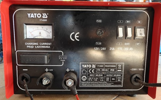 Zdjęcie oferty: Prostownik YATO YT-8305 12/24V 25A 350AH Ład 30A