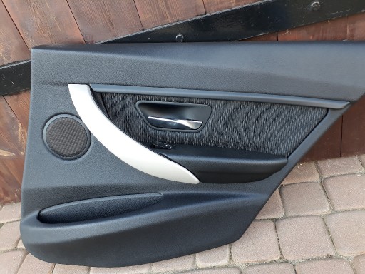 Zdjęcie oferty: Tapicerka boczek drzwi BMW F30