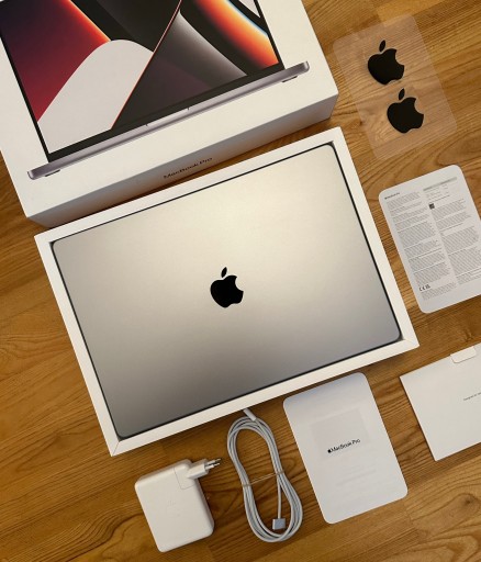 Zdjęcie oferty: 35 cykli 16X GPU 10X 16 cali Apple MacBook Pro M1