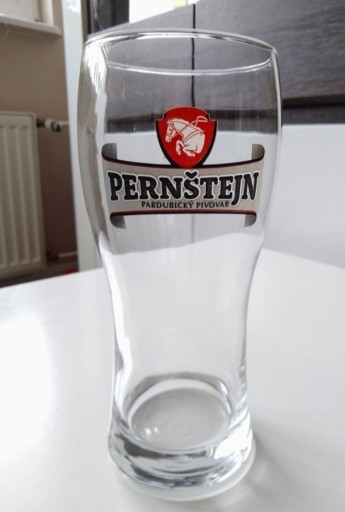 Zdjęcie oferty: Kufel Pernstejn, poj. 0,5 l