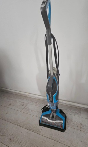 Zdjęcie oferty: Odkurzacz myjący bissell
