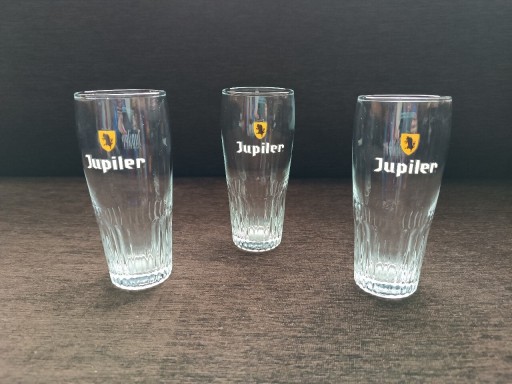 Zdjęcie oferty: 3 x mała szklanka do piwa - belgijski JUPILER 0,25