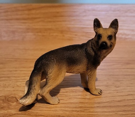 Zdjęcie oferty: Schleich pies owczarek niemiecki figurka wycofana