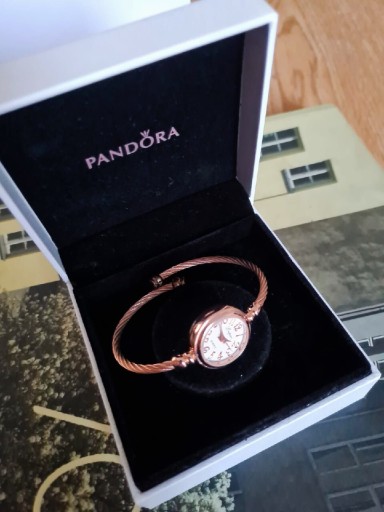 Zdjęcie oferty: Złoty zegarek na rękę damski rosegold retro vintag