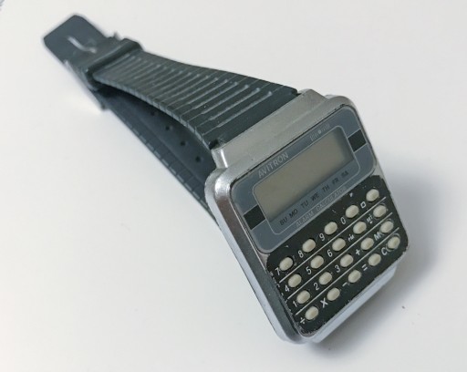 Zdjęcie oferty: Zegarek kalkulator AVITRON PRL 