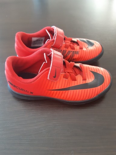 Zdjęcie oferty: Halówki Nike 29,5