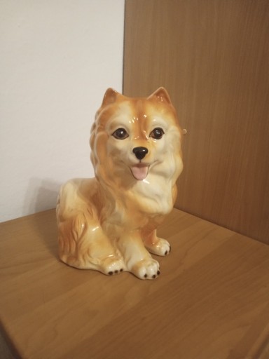Zdjęcie oferty: Porcelanowy malowany pies