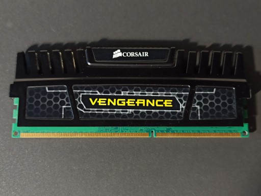 Zdjęcie oferty: Pamięć RAM Corsair Vengeance DDR3 4GB 1600MHz