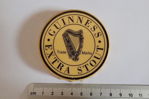 Zdjęcie oferty: Guinness - otwieracz- magnes na lodówkę