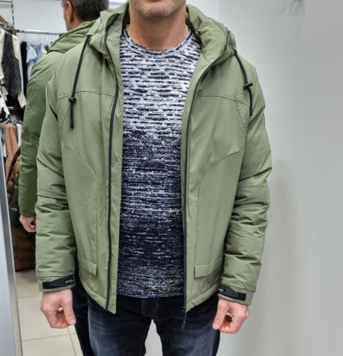 Zdjęcie oferty: WYPRZEDAŻ KURTKA ZIMOWA KHAKI MADE IN ITALY R.M