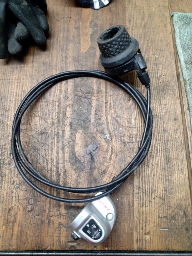 Zdjęcie oferty: Manetka Shimano Nexus 3 uszkodzona