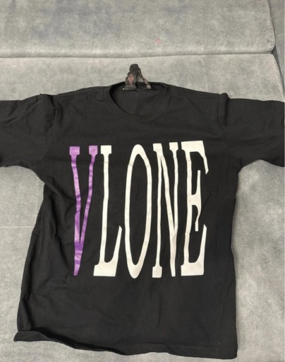 Zdjęcie oferty: Koszulka Vlone Czarno Fioletowa