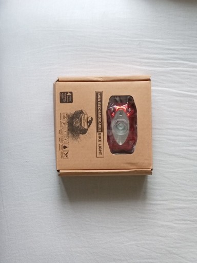 Zdjęcie oferty: Lampka rowerowa tylna Cyclezone, mocna z diodą CREE 3 Wat 