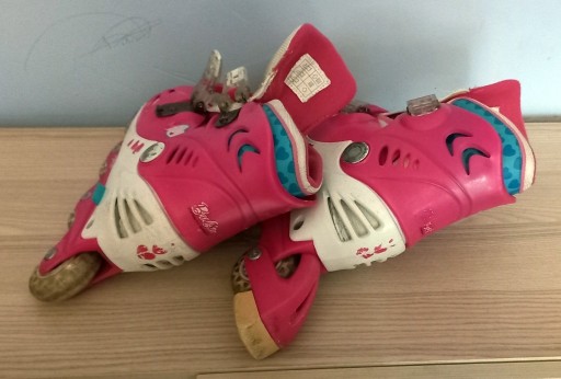 Zdjęcie oferty: Rolki dziecięce Barbie różowe rozmiar 30 - 31