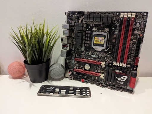 Zdjęcie oferty: Płyta Asus ROG Maximus 5 Gene Z77 + I7 3770