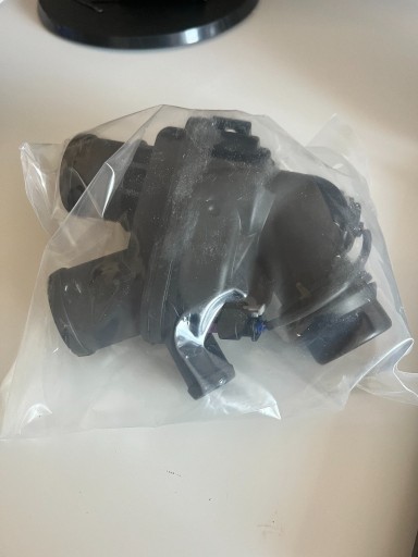 Zdjęcie oferty: Termostat Jaguar/Land Rover LR107288 AJ814048