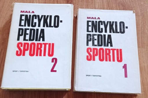 Zdjęcie oferty: MAŁA ENCYKLOPEDIA SPORTU - 2 tomy 1984 stan BDB