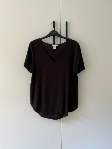 Zdjęcie oferty: H&M czarny T-shirt koszulka w serek oversize 36