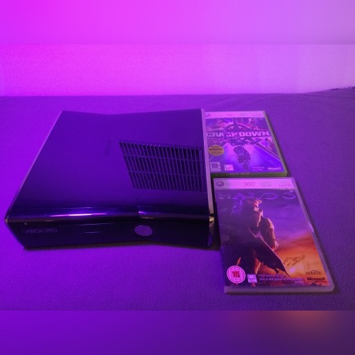 Zdjęcie oferty: Xbox 360 zestaw pad + 2 gry