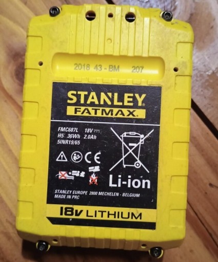 Zdjęcie oferty: Stanley Fatmax akumulator 4 Ah + 2 Ah