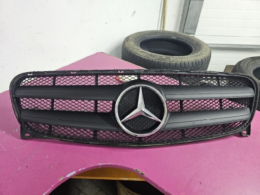 Zdjęcie oferty: Grill atrapa Mercedes W156 oryginał 