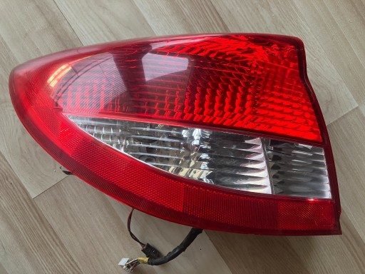 Zdjęcie oferty: KIA RIO I 2002-2005 LAMPA TYŁ LEWA LIFT 92401FD000