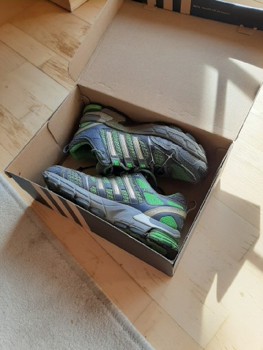 Zdjęcie oferty: Adidas buty męskie do biegania roz.40