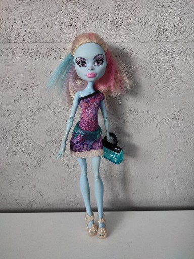 Zdjęcie oferty: Lalka Monster high Abbey Bominable Scaris