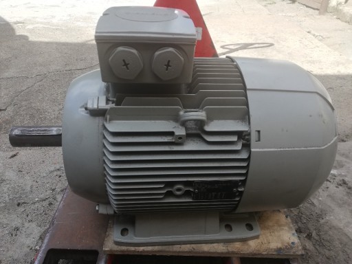 Zdjęcie oferty: Silnik elektr. Siemens 11 kW 1470 obr/min 400V