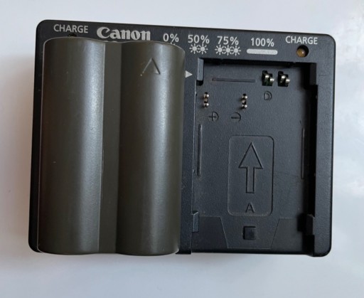 Zdjęcie oferty: Canon CG-570 do BP-511A Ładowarka + bateria 