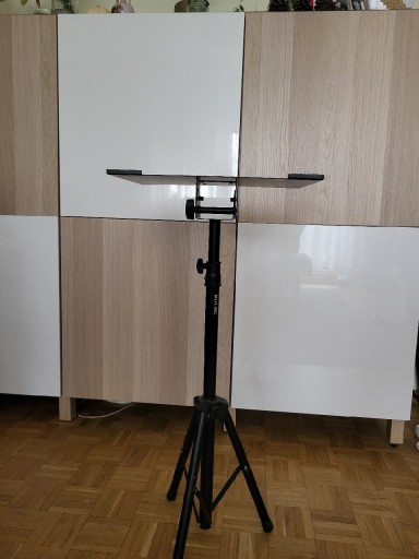 Zdjęcie oferty: Staryw  pod projektor,  laptop