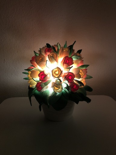 Zdjęcie oferty: Lampa nocna tulipany 