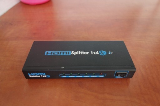 Zdjęcie oferty: Splitter HDMI 1x4 3D