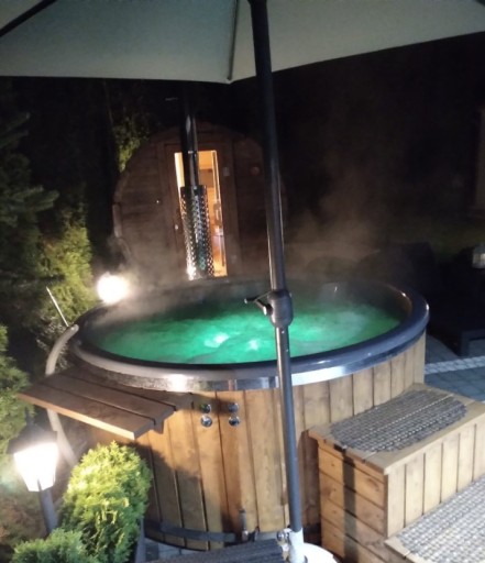 Zdjęcie oferty: Jacuzzi ogrodowe duże, drewniane, gorąca bania