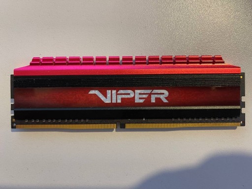 Zdjęcie oferty: Patriot Viper RAM DDR4 8GB 2400MHz CL15 1.2V