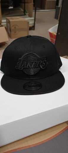 Zdjęcie oferty: Czapka z daszkiem New Era Lakers 9FIFTY czarna S/M