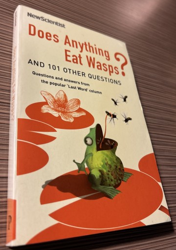 Zdjęcie oferty: Does anything eat wasps? And 101 other questions