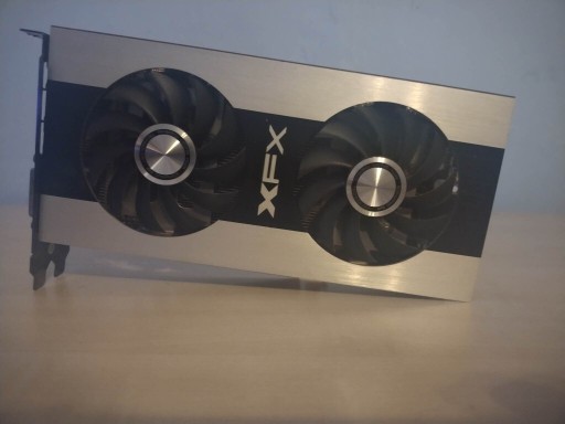 Zdjęcie oferty: AMD Radeon HD 7700