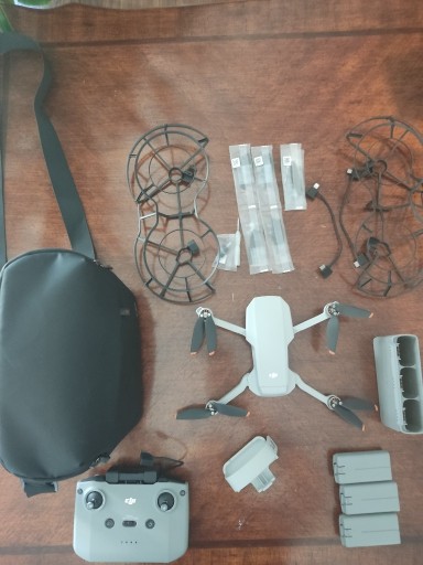 Zdjęcie oferty: DJI Mini 2 FLY MORE