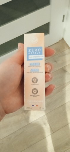 Zdjęcie oferty: Yves rocher zero niedoskonałości podkład beige 150