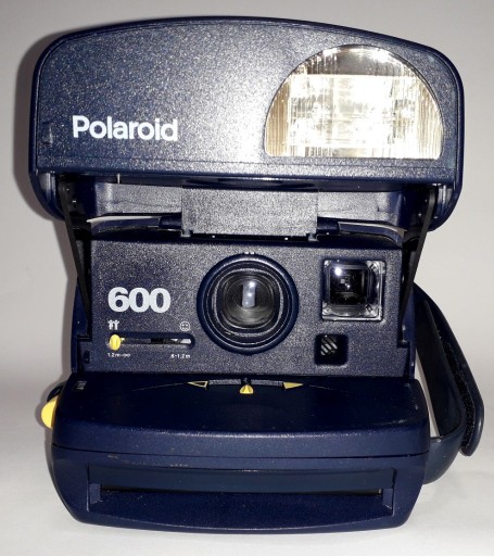 Zdjęcie oferty: POLAROID 600 aparat natychmiastowy 