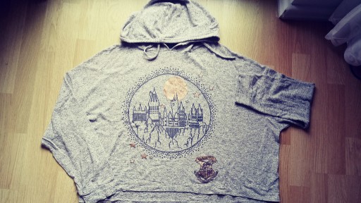 Zdjęcie oferty: Bluza z kapturem Harry Potter - Hogwarts , Xl 