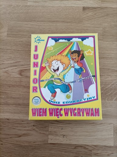 Zdjęcie oferty: Wiem, więc wygrywam. Gra quiz dla dzieci.