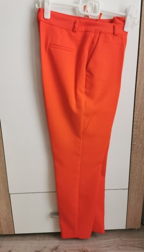 Zdjęcie oferty: Spodnie pomarańczowe 