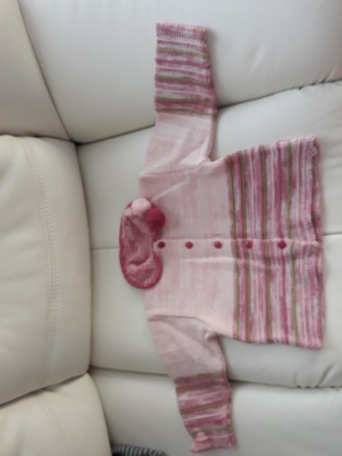 Zdjęcie oferty: Sweterek zapinany dla dziewczynki r. 86